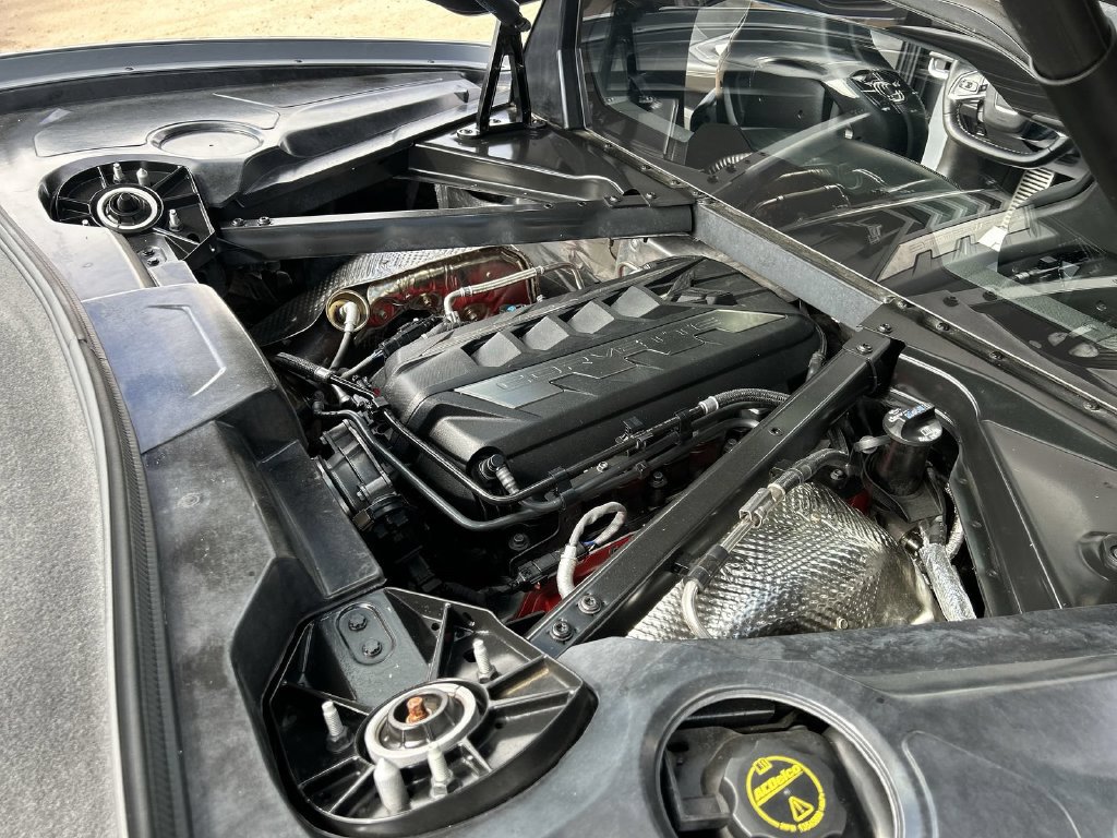 Used 2024 Chevrolet Corvette Stingray Coupe RWD image 36