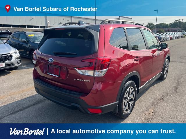 Certified 2024 Subaru Forester Premium AWD/4WD image 5