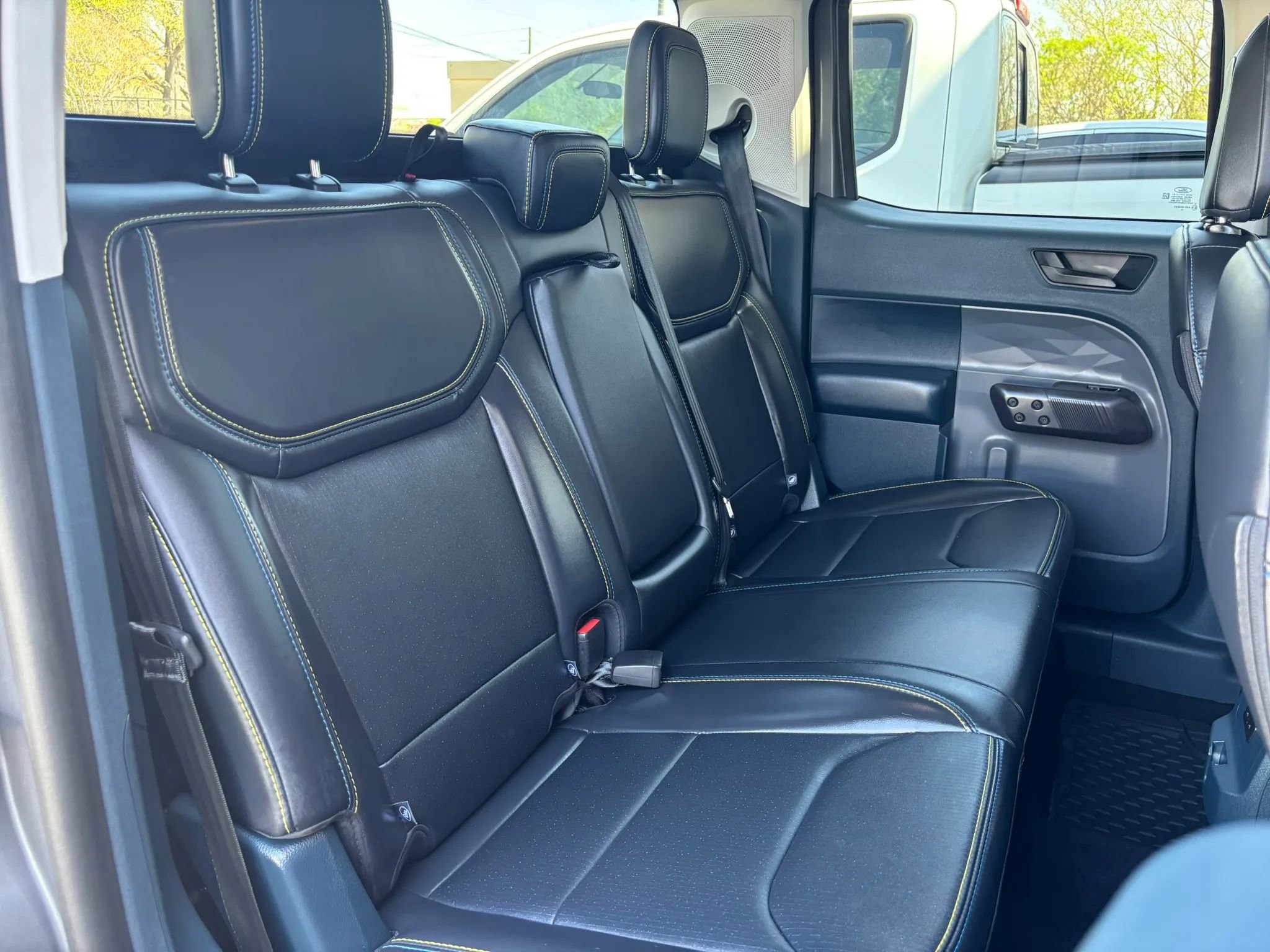 Used 2025 Ford Maverick Lobo image 56