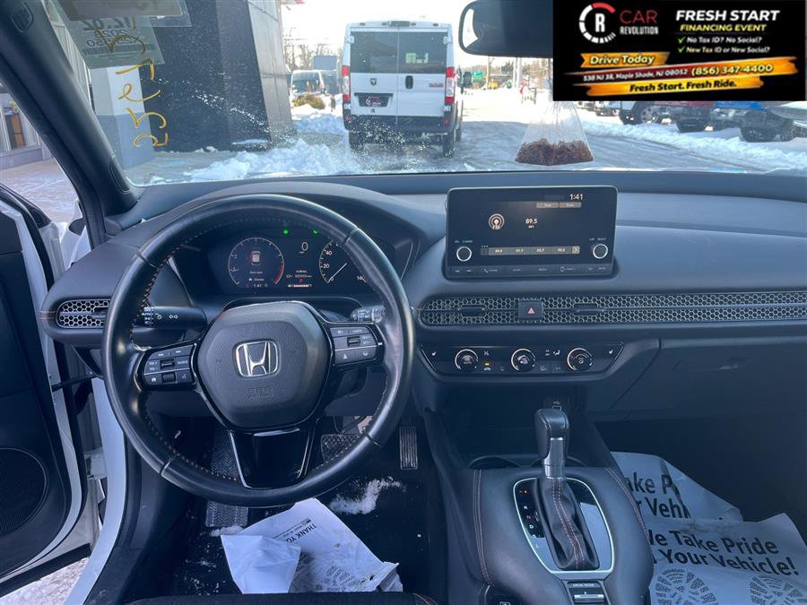 Used 2023 Honda HR-V Sport image 23