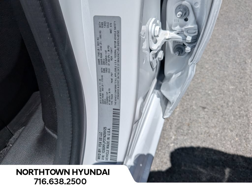 Used 2026 RAM 1500 Laramie AWD/4WD image 39