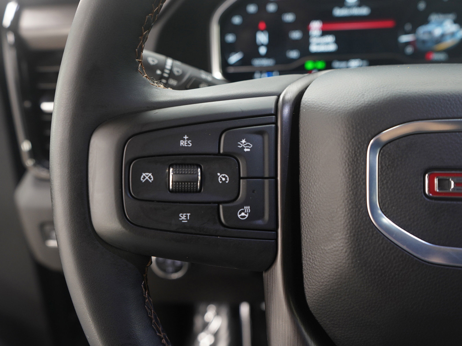 Used 2025 GMC Sierra 2500 AT4 w/ AT4 Premium Plus Package image 29