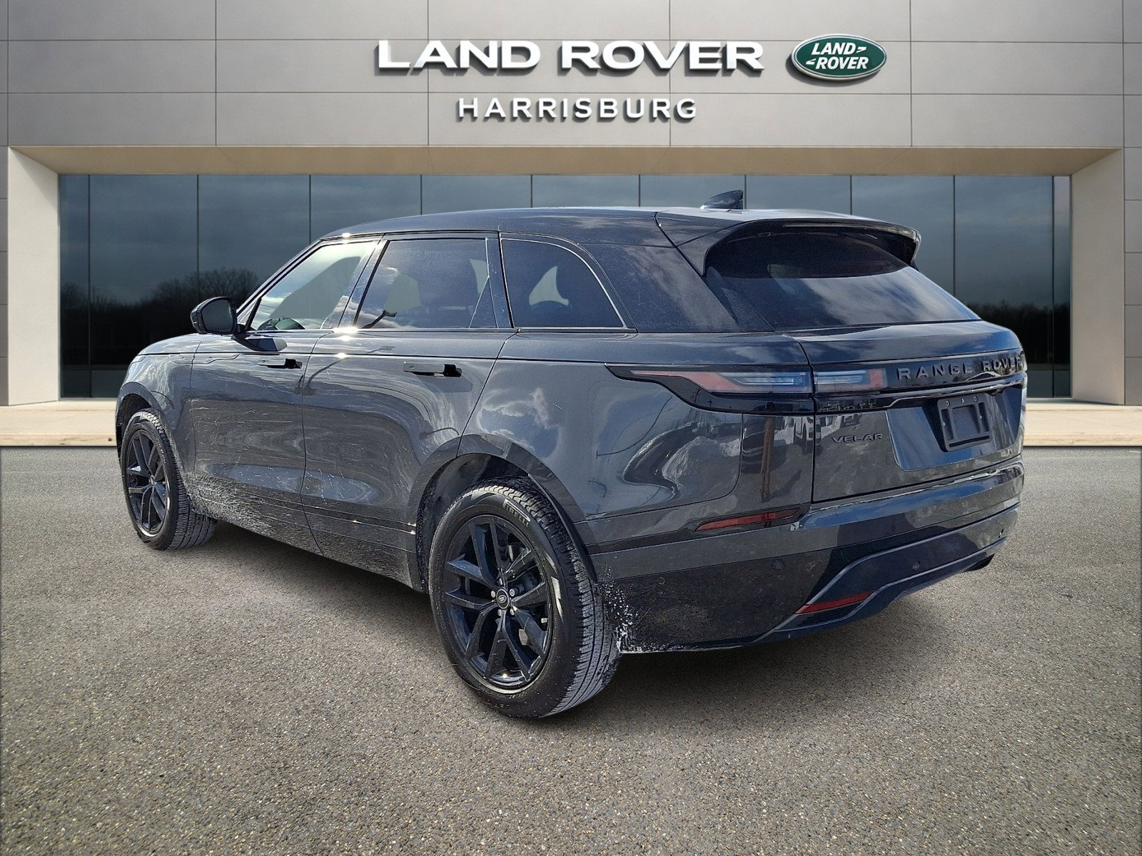 Used 2026 Land Rover Range Rover Velar Dynamic SE image 2