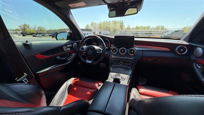 Used 2017 Mercedes-Benz C 63 AMG S image 26