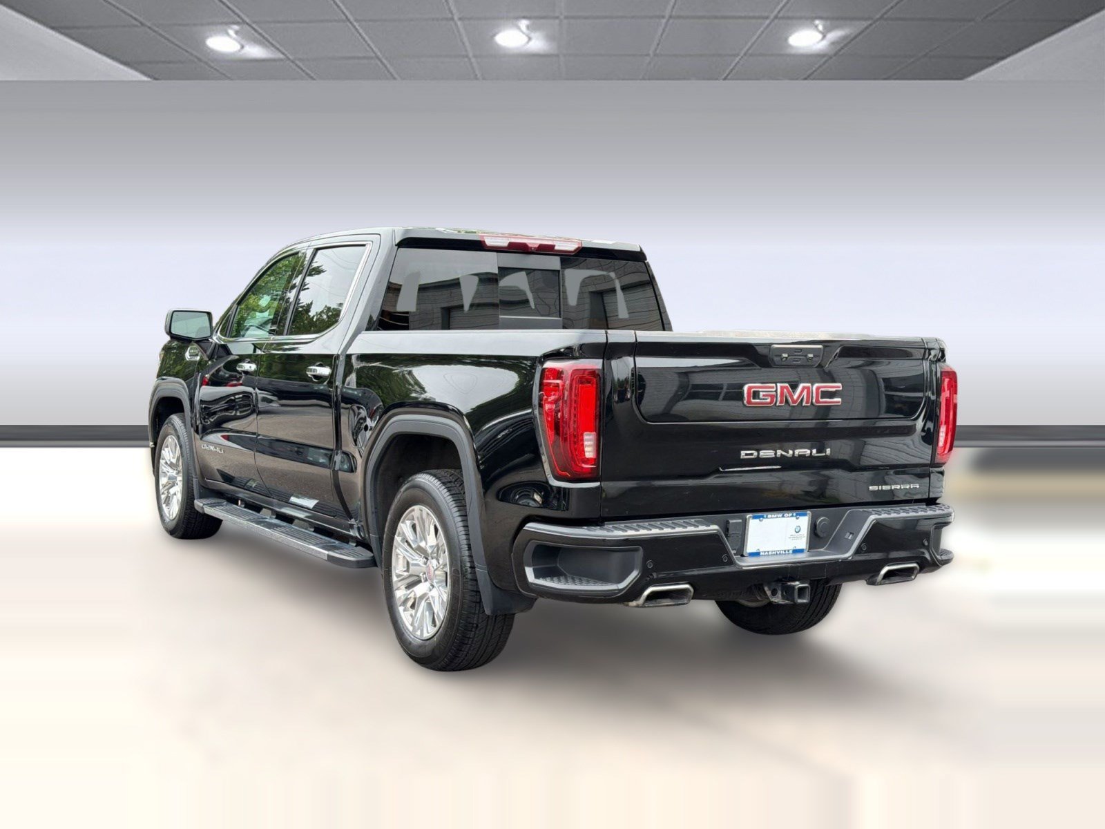 Used 2023 GMC Sierra 1500 Denali AWD/4WD image 3