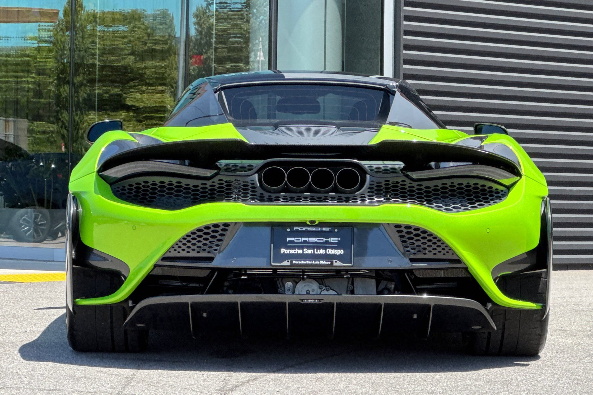 Used 2022 McLaren 765LT RWD image 7