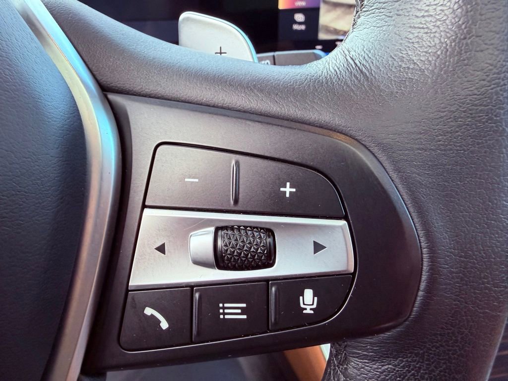 Used 2025 BMW X5 xDrive40i w/ Climate Comfort Package image 26