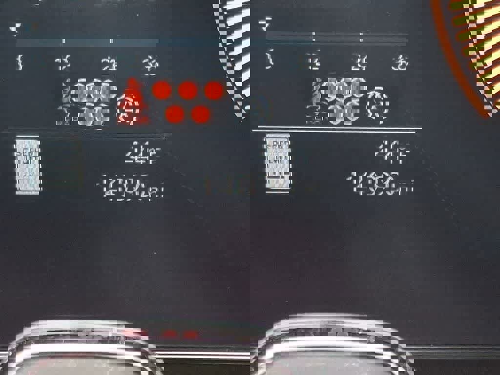 Used 2025 Hyundai Santa Fe SEL image 18