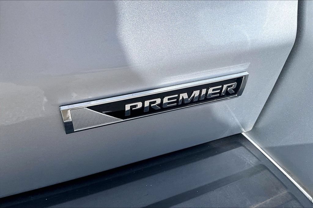 Used 2018 Chevrolet Tahoe Premier RWD image 32