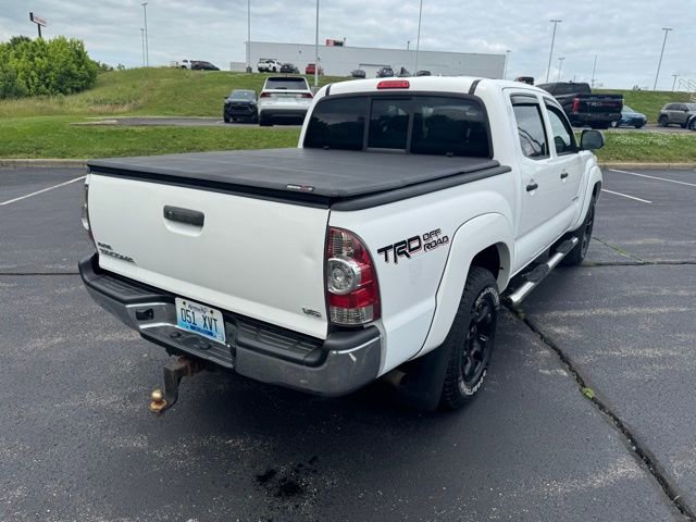 Used 2015 Toyota Tacoma 4x4 Double Cab w/ TRD Off-Road Package image 3