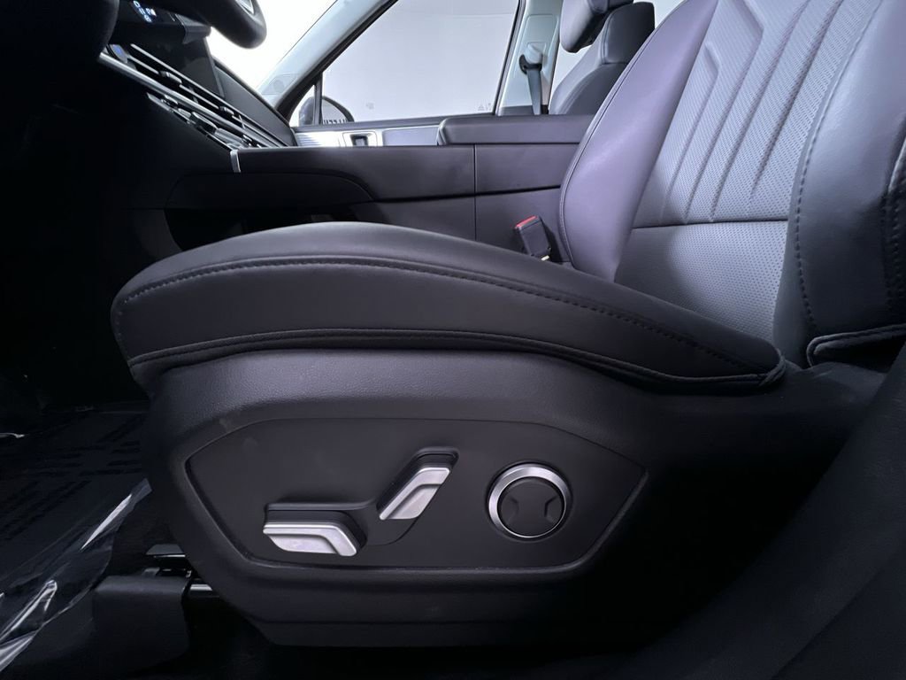 Used 2025 Hyundai Santa Fe XRT AWD/4WD image 14