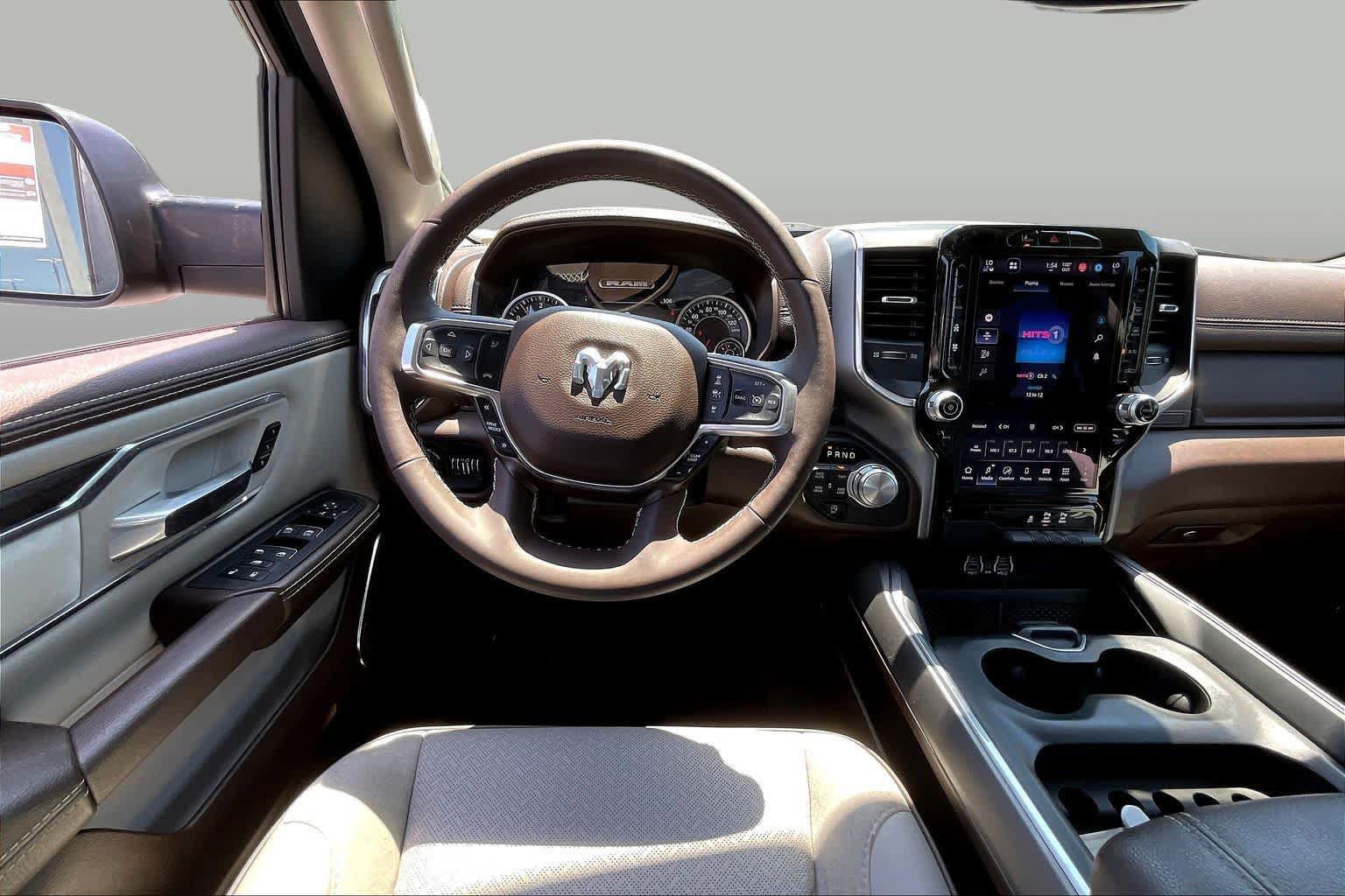Used 2025 RAM 1500 Laramie AWD/4WD image 11