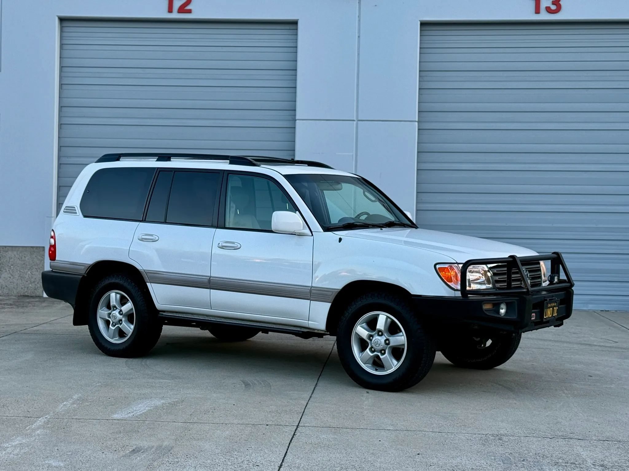 Used 2005 Toyota Land Cruiser w/ Convenience Pkg AWD/4WD image 20