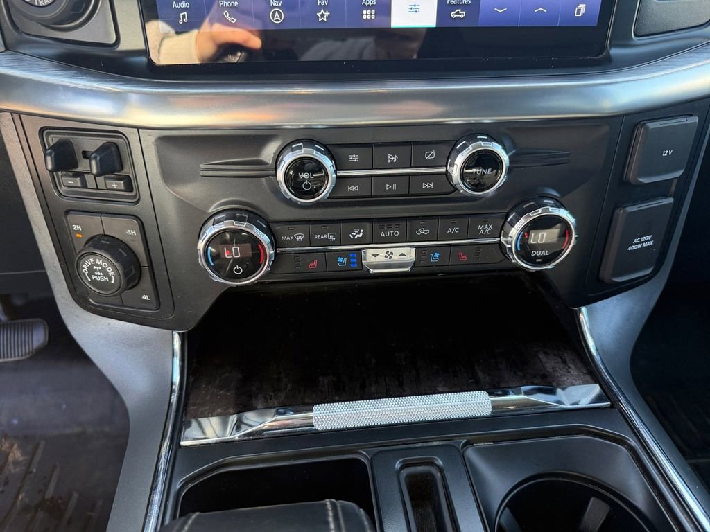 Used 2021 Ford F150 Lariat w/ FX4 Off-Road Package image 22