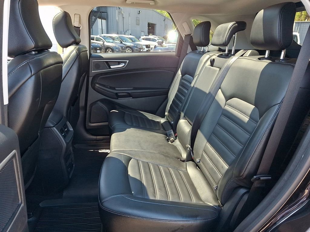 Certified 2022 Ford Edge SEL w/ Convenience Package AWD/4WD image 10