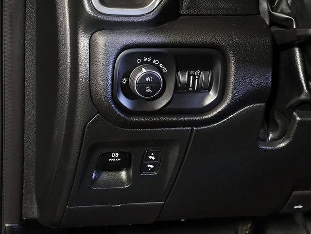 Used 2023 RAM 1500 Laramie AWD/4WD image 27