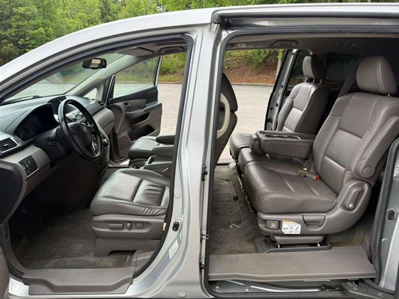 Used 2013 Honda Odyssey EX-L image 12
