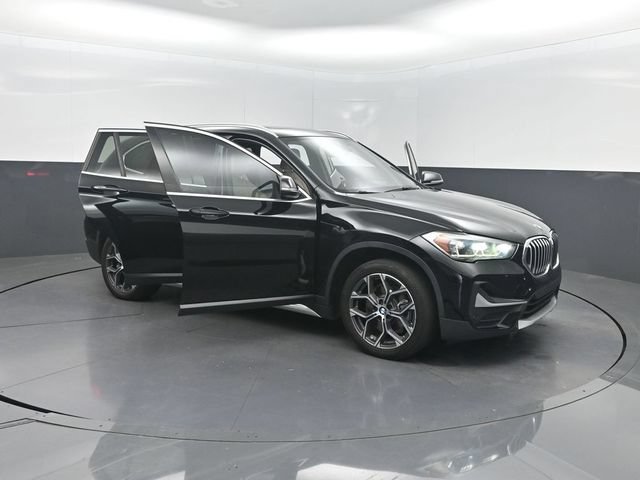 Used 2022 BMW X1 sDrive28i w/ Premium Package FWD image 34