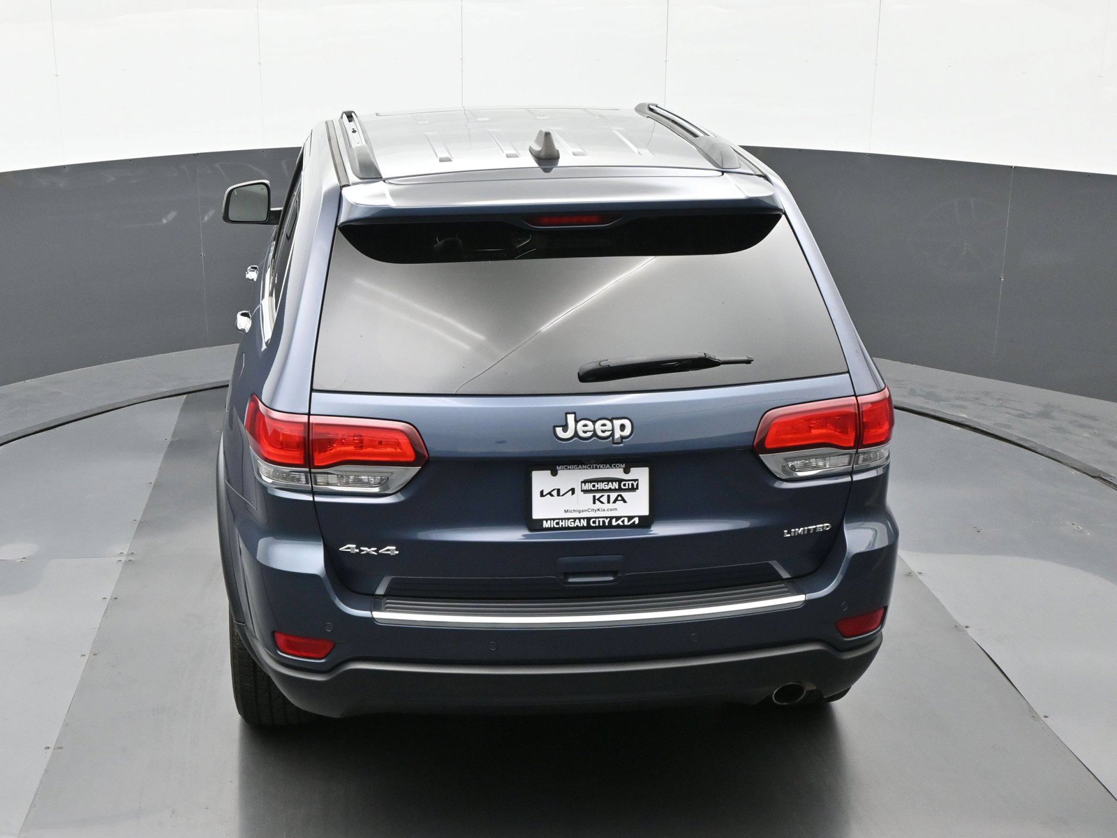 Used 2021 Jeep Grand Cherokee Limited AWD/4WD image 30
