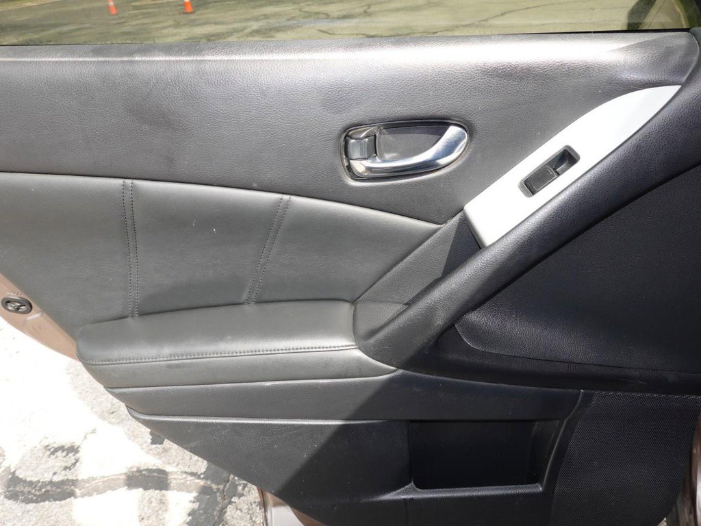 Used 2011 Nissan Murano SL FWD image 21