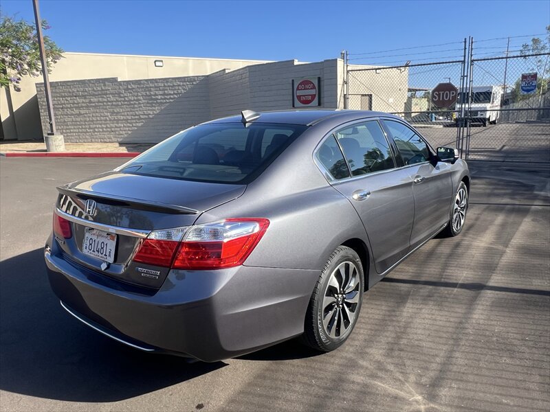 Used 2015 Honda Accord Touring image 15