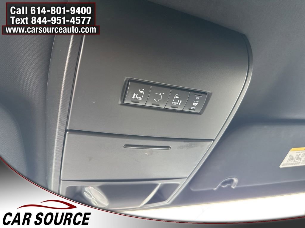 Used 2019 Dodge Grand Caravan SXT image 13