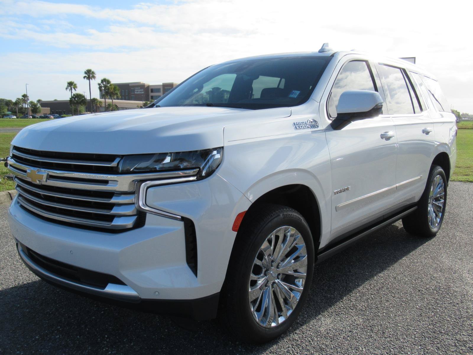 Certified 2021 Chevrolet Tahoe High Country w/ Premium Package AWD/4WD image 3