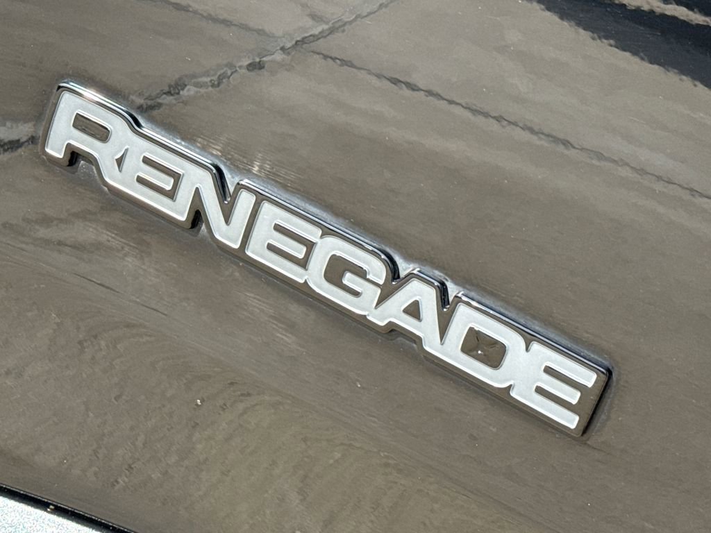 Used 2019 Jeep Renegade Altitude w/ Quick Order Package 2XM image 6