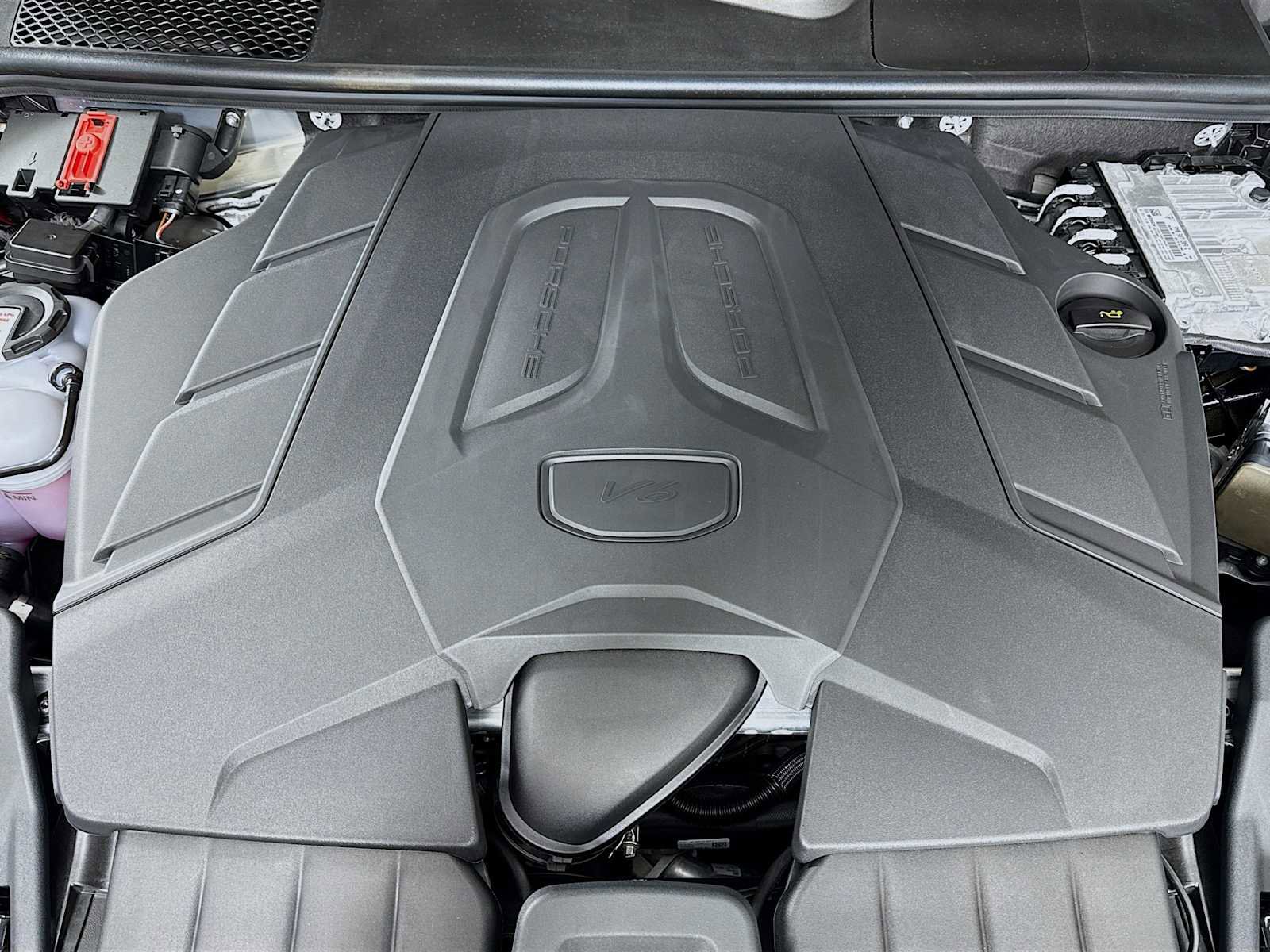 New 2026 Porsche Cayenne Coupe image 32