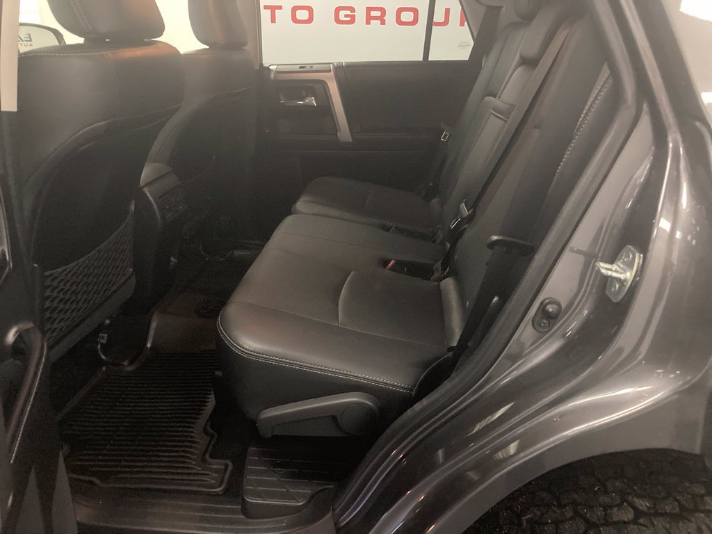 Used 2023 Toyota 4Runner Limited AWD/4WD image 29