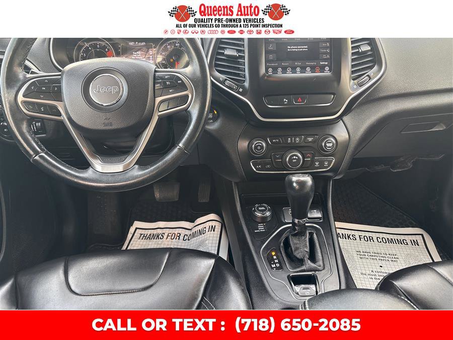 Used 2019 Jeep Cherokee Latitude Plus w/ Cold Weather Group image 14