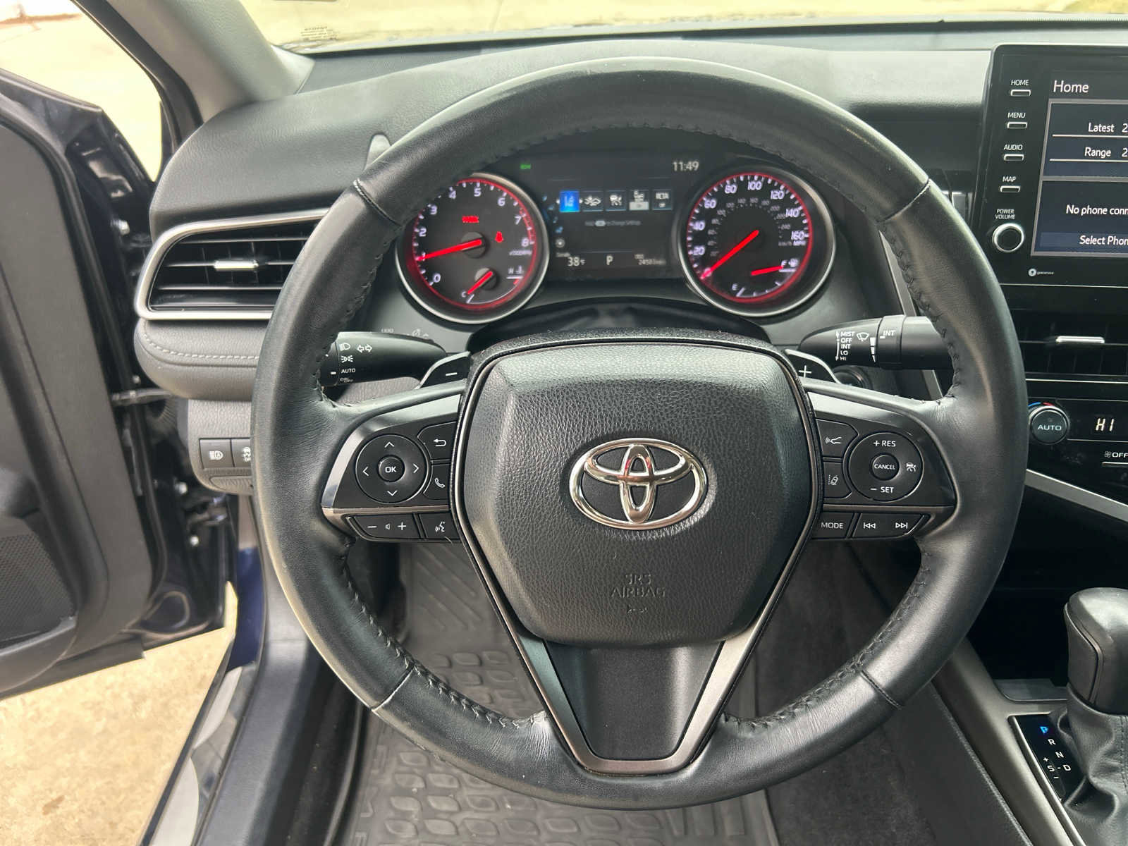 Used 2022 Toyota Camry XSE image 13