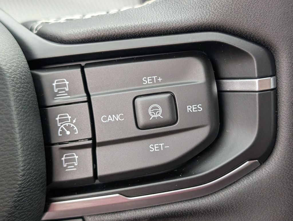 New 2026 Jeep Cherokee Limited AWD/4WD image 15