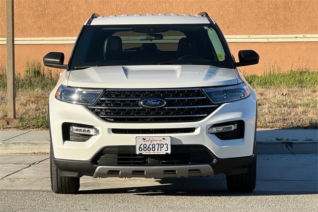 Used 2022 Ford Explorer XLT w/ Equipment Group 202A image 9