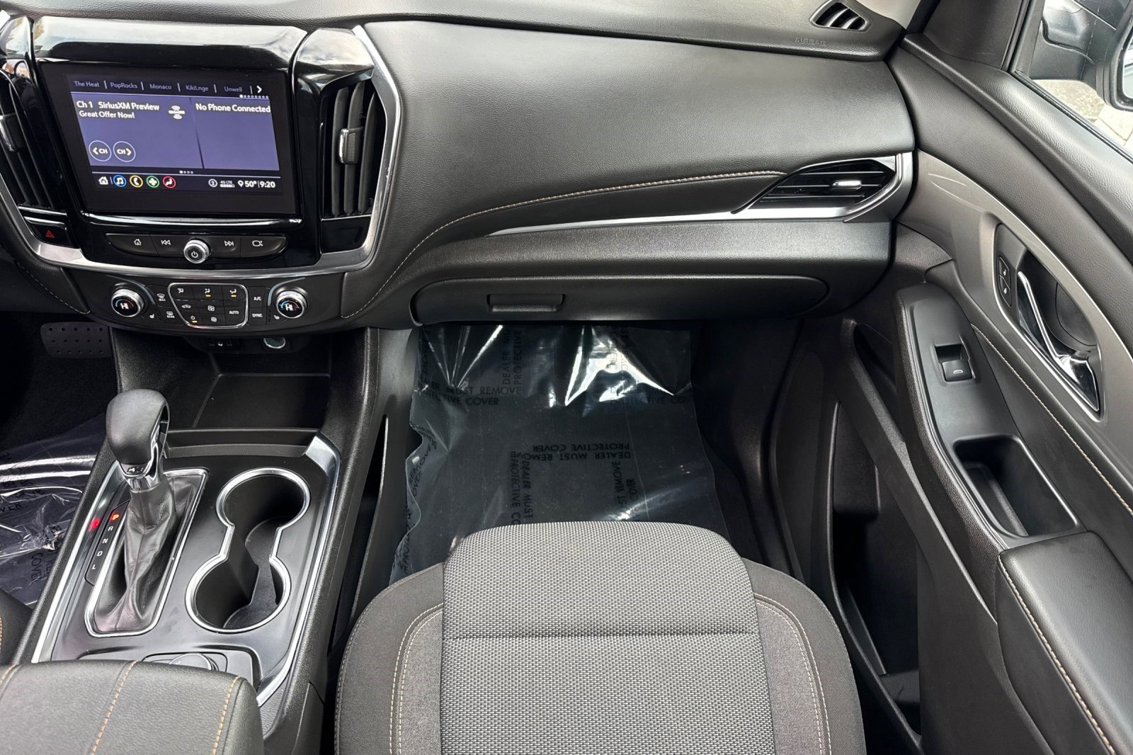 Used 2021 Chevrolet Traverse LT image 28