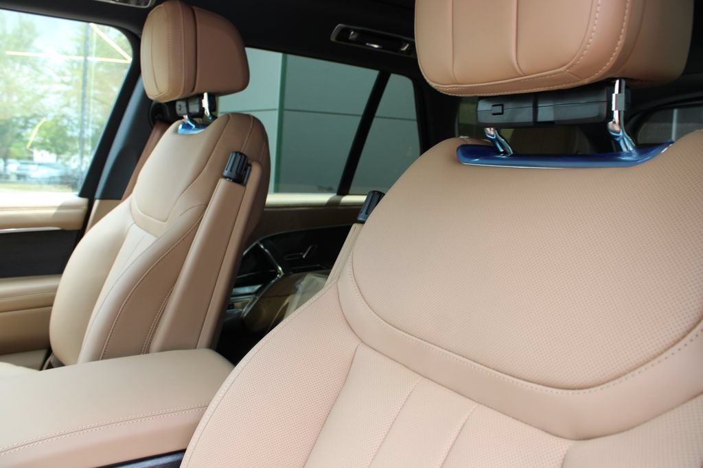 New 2027 Land Rover Range Rover SE AWD/4WD image 8