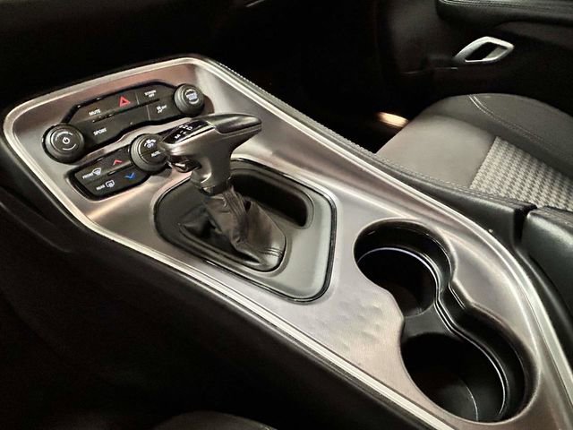 Used 2021 Dodge Challenger SXT image 15