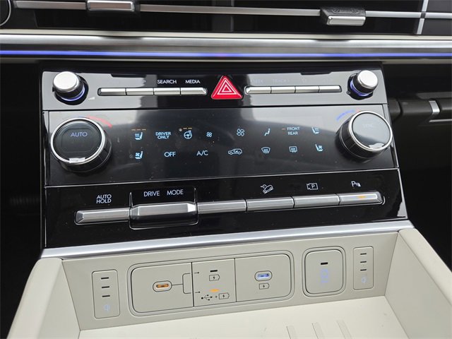 New 2025 Hyundai Santa Fe Calligraphy image 16