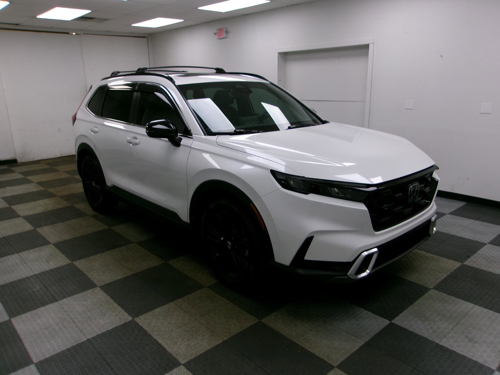 Used 2024 Honda CR-V Sport Touring image 15