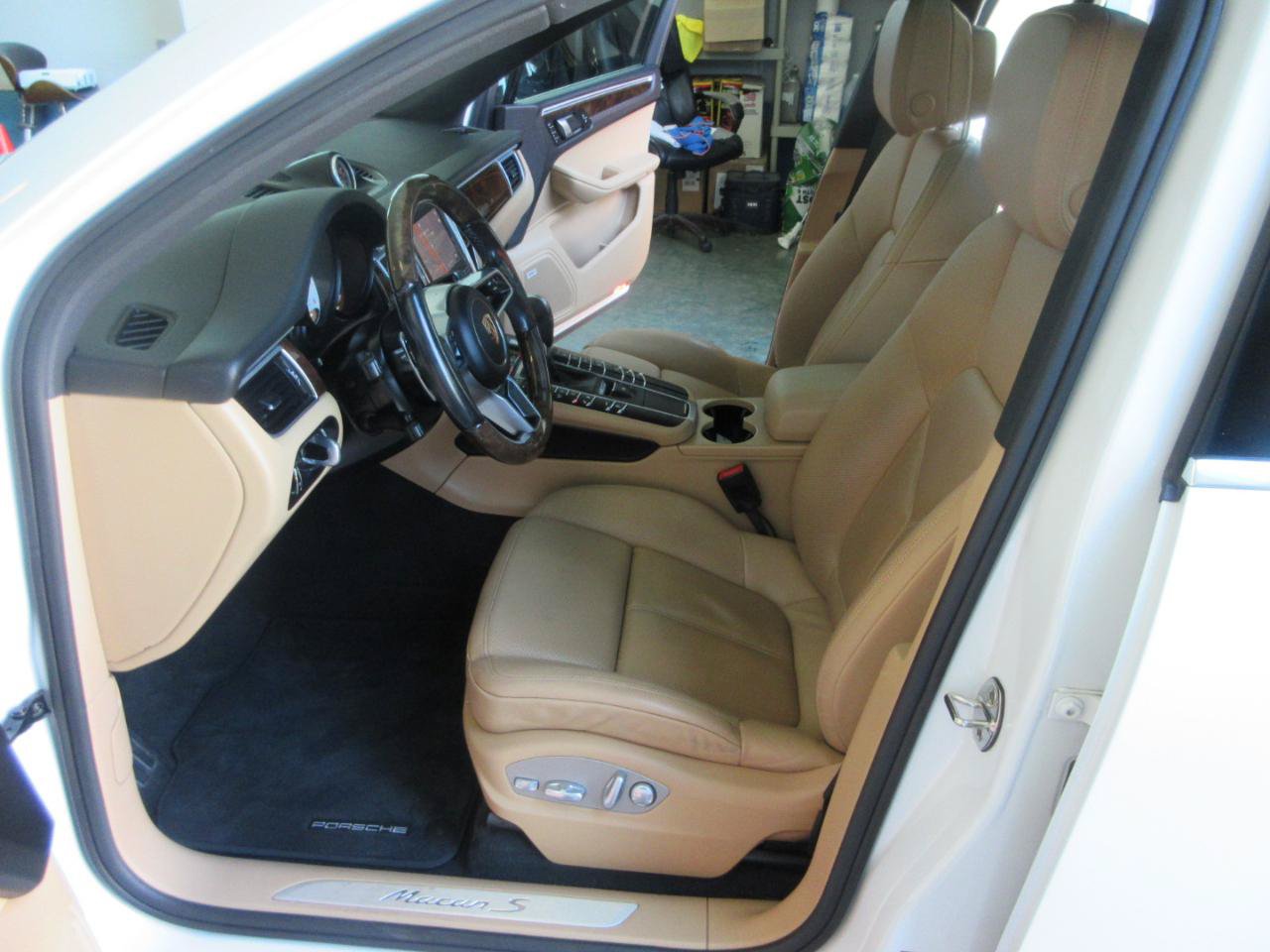 Used 2017 Porsche Macan S AWD/4WD image 7