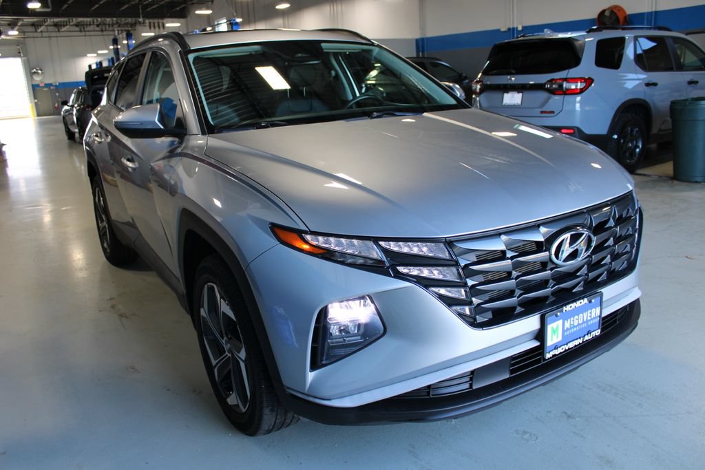 Used 2023 Hyundai Tucson SEL w/ Convenience Package AWD/4WD image 3
