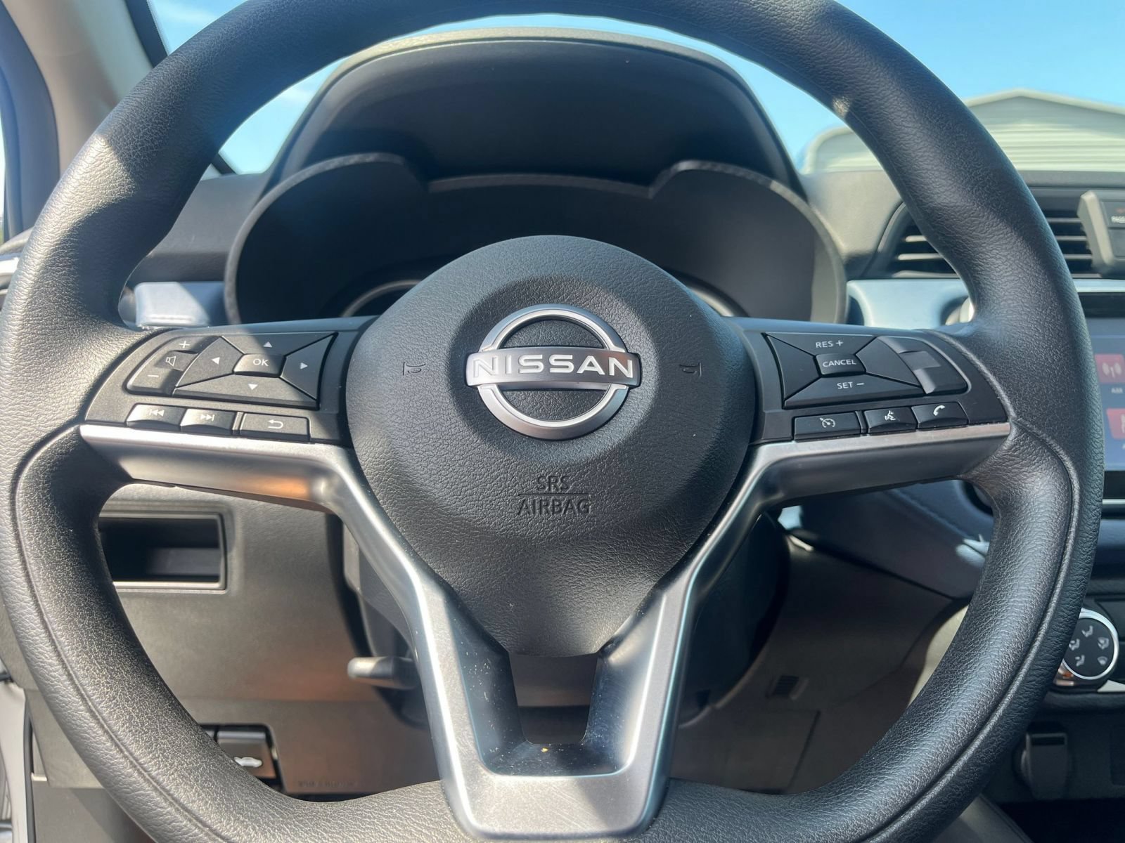 Used 2025 Nissan Versa SV FWD image 23