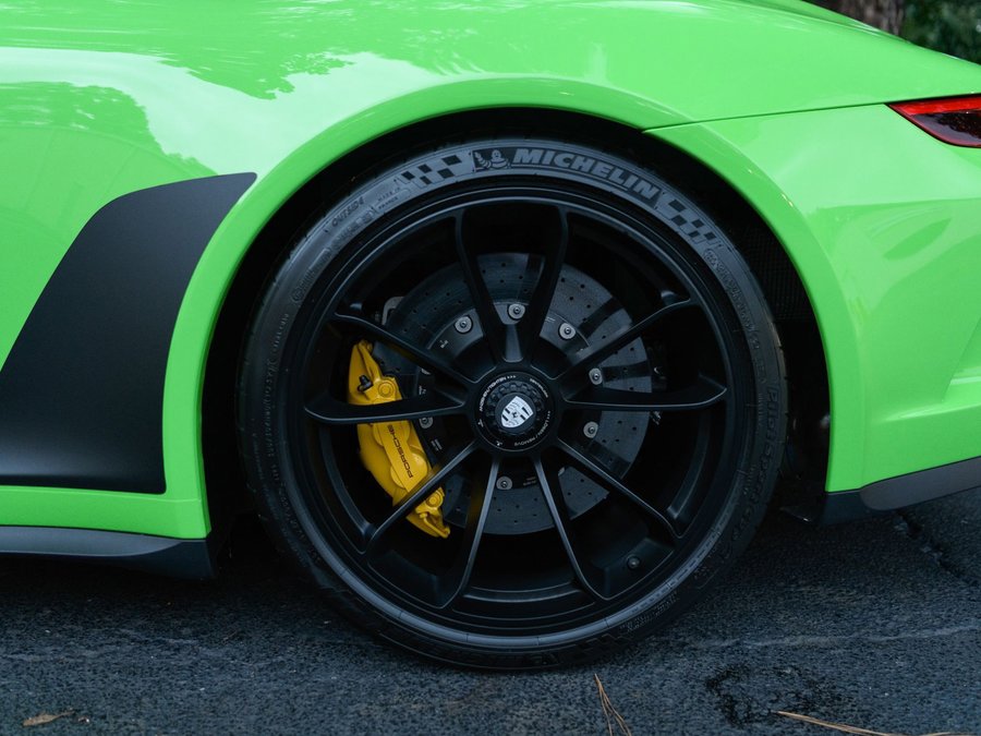 Used 2019 Porsche 911 Speedster image 13