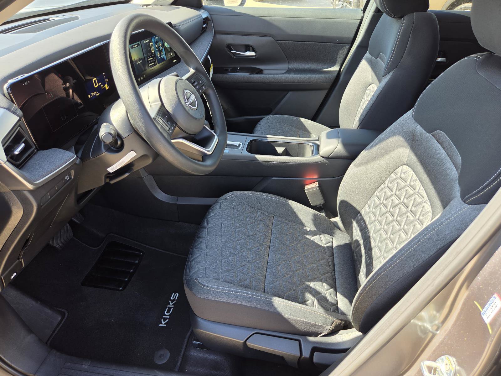 New 2027 Nissan Kicks SV w/ Cold Weather Package FWD image 16