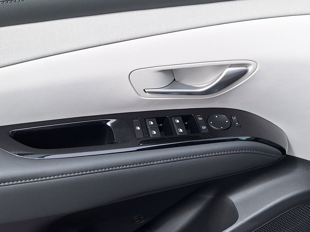 New 2026 Hyundai Tucson Limited image 9