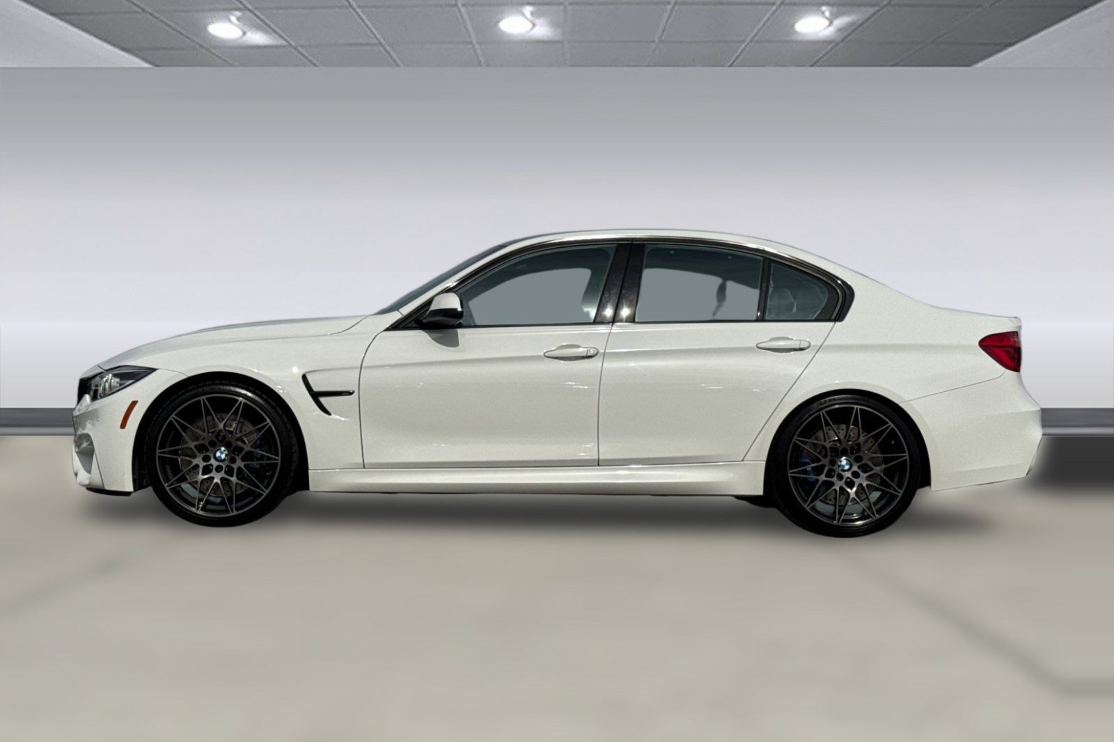 Used 2018 BMW M3 w/ Competition Package RWD image 2