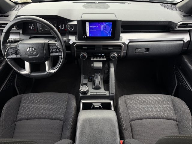 Used 2025 Toyota 4Runner SR5 AWD/4WD image 12