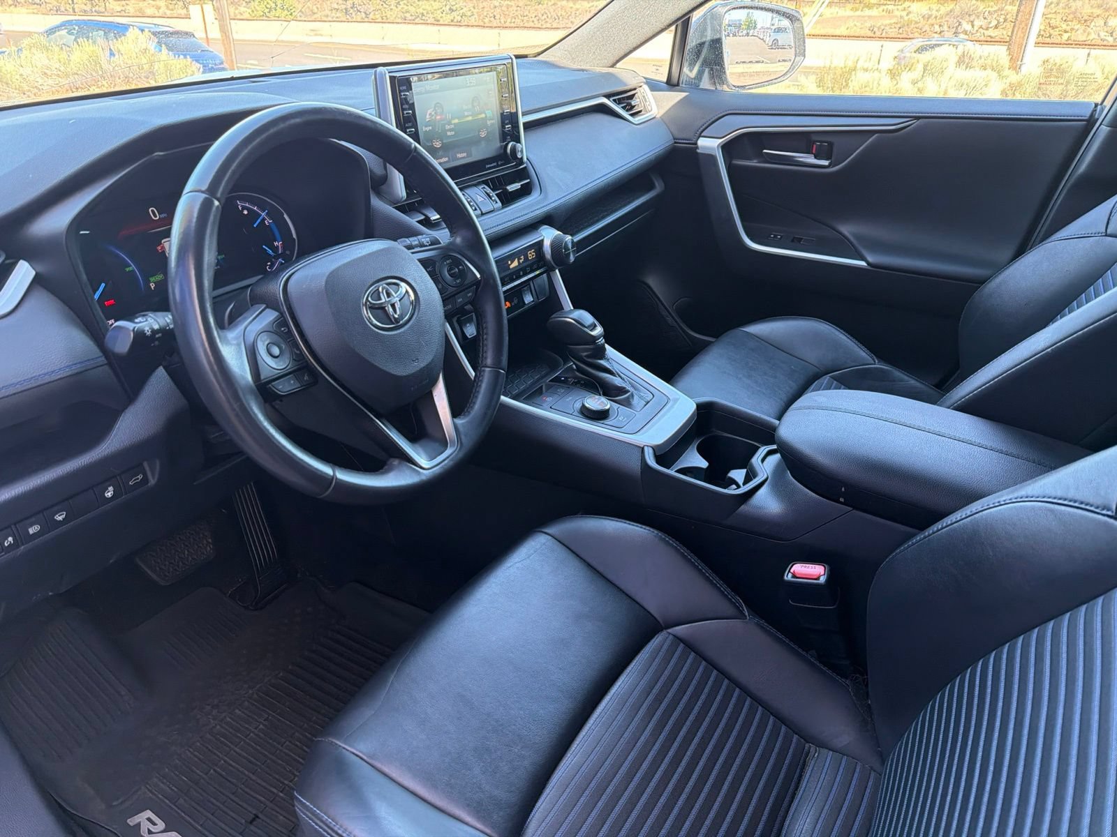 Used 2020 Toyota RAV4 XSE AWD/4WD image 20
