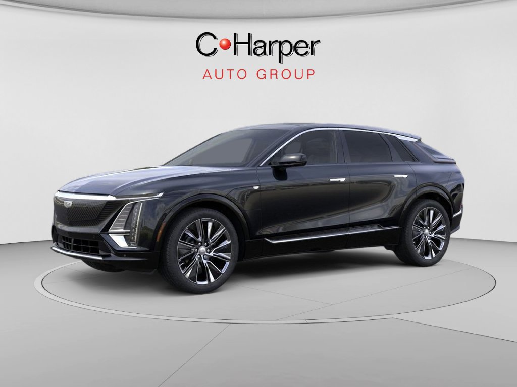 New 2026 Cadillac Lyriq Signature Luxury AWD/4WD image 2
