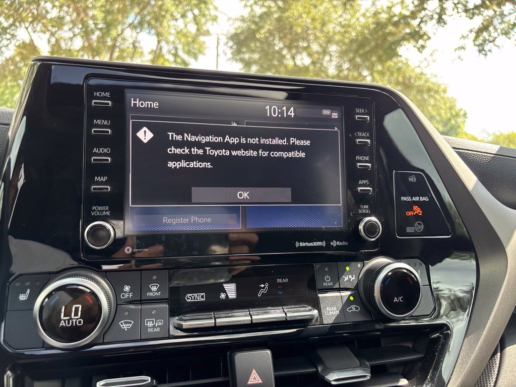 Used 2020 Toyota Highlander XLE FWD image 33